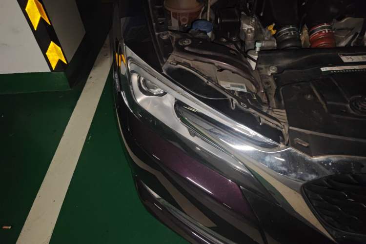Used DS 5LS 2015 1.6T Comfort Edition THP160 Right Front Headlight