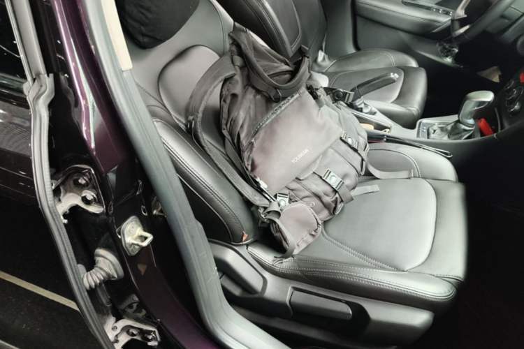 Used DS 5LS 2015 1.6T Comfort Edition THP160 Right Front Seat