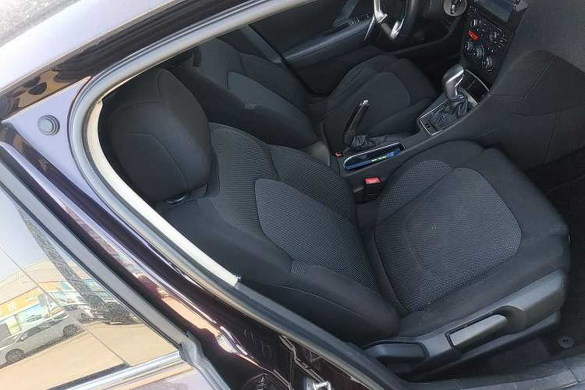 Used DS 5LS 2015 1.6T Comfort Edition THP160 Right Front Seat