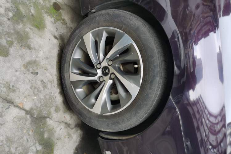 Used DS 5LS 2015 1.6T Elegant Edition THP160 Right Front Wheel Hub