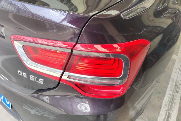 Used DS 5LS 2015 1.6T Comfort Edition THP160 Right Rear Taillight