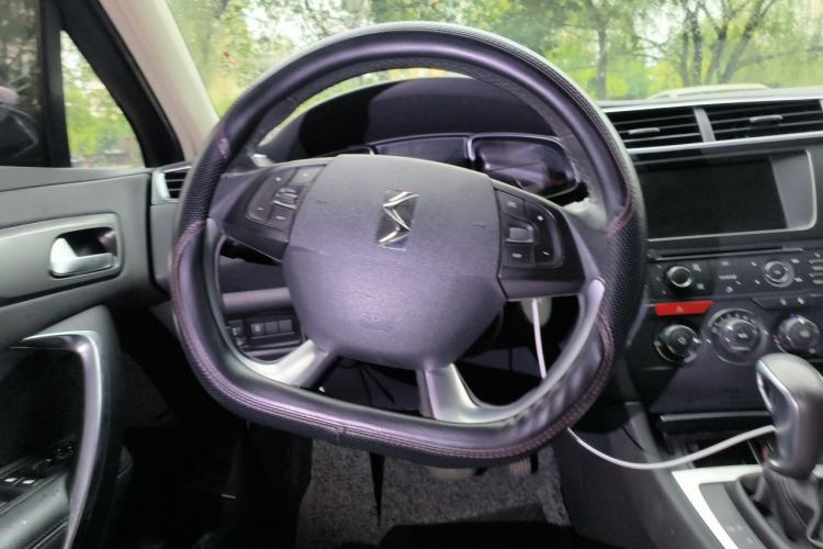 Used DS 5LS 2015 1.6T Style Edition THP160 Steering Wheel