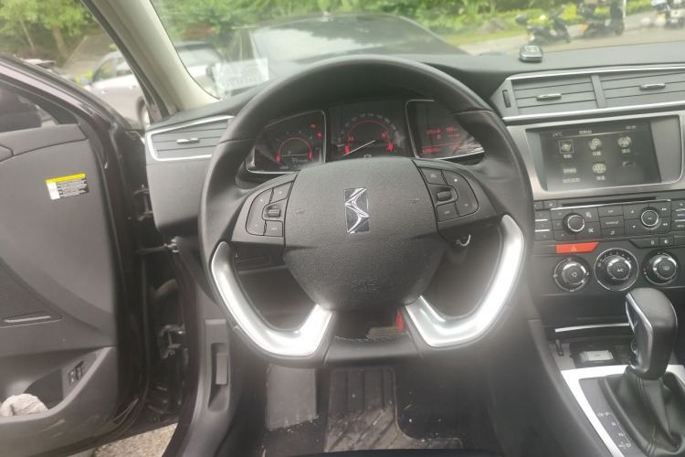 Used DS 5LS 2015 1.6T Style Edition THP160 Steering Wheel