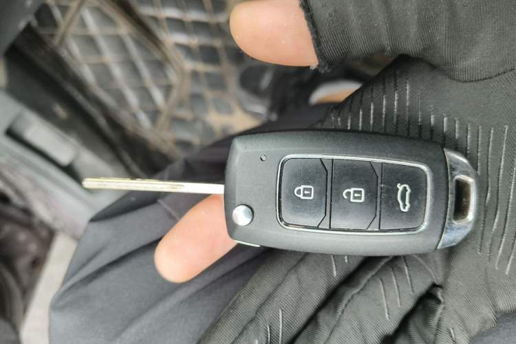 Used DS 5LS 2015 1.6T Comfort Edition THP160 Vehicle Key