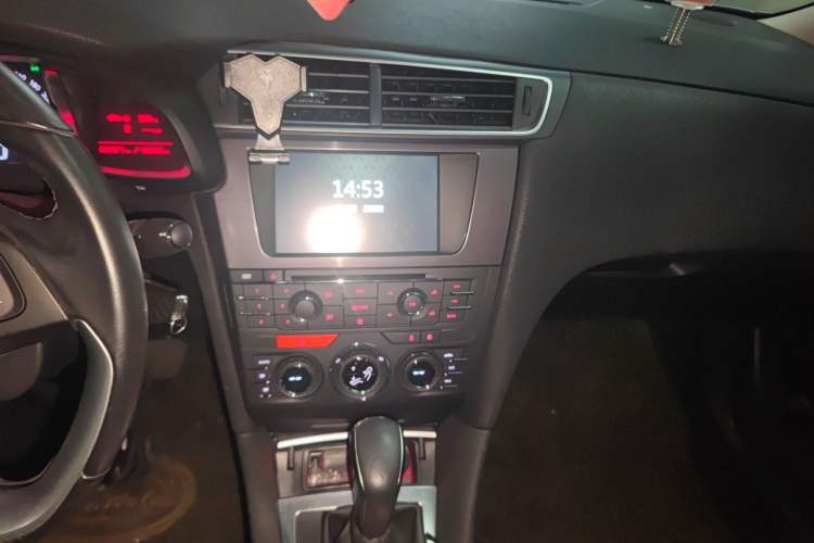 Used DS 5LS 2015 1.6T Elegant Edition THP160 Audio And AC Panel