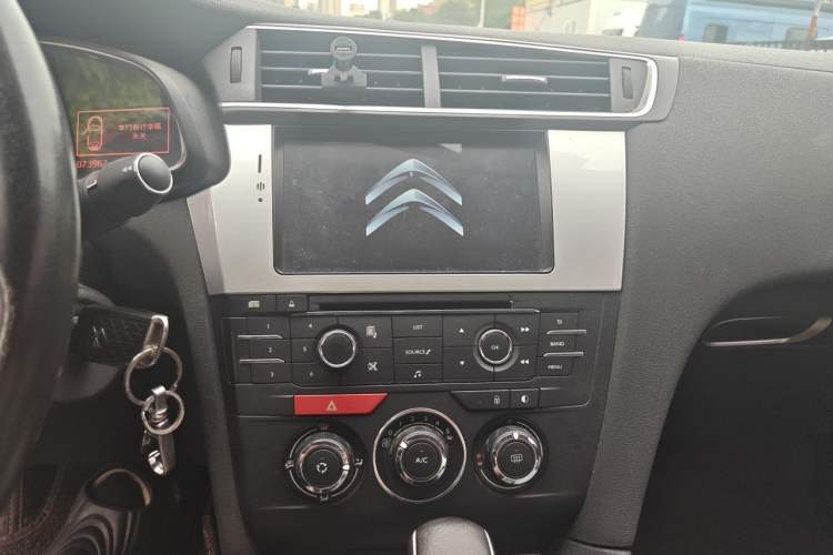 Used DS 5LS 2015 1.6T Comfort Edition THP160 Audio And AC Panel