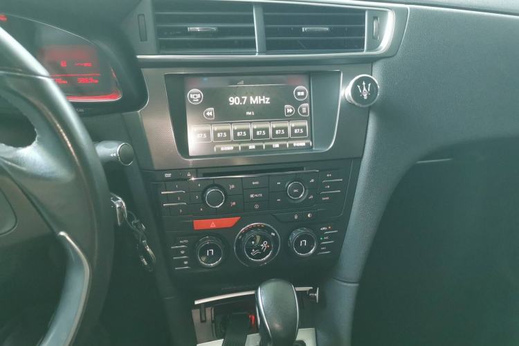 Used DS 5LS 2015 1.6T Elegant Edition THP160 Audio And AC Panel