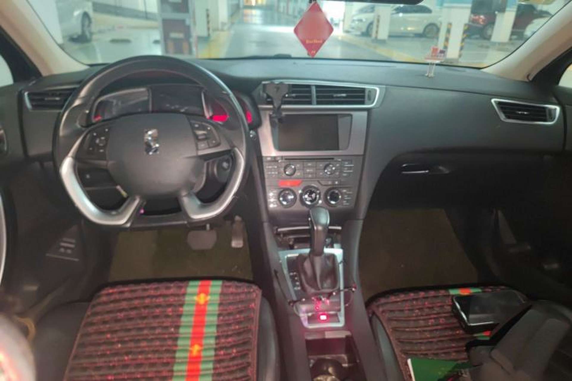 Used DS 5LS 2015 1.6T Elegant Edition THP160 Center Console