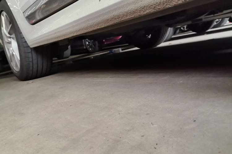 Used DS 5LS 2015 1.6T Comfort Edition THP160 Chassis Rear Right