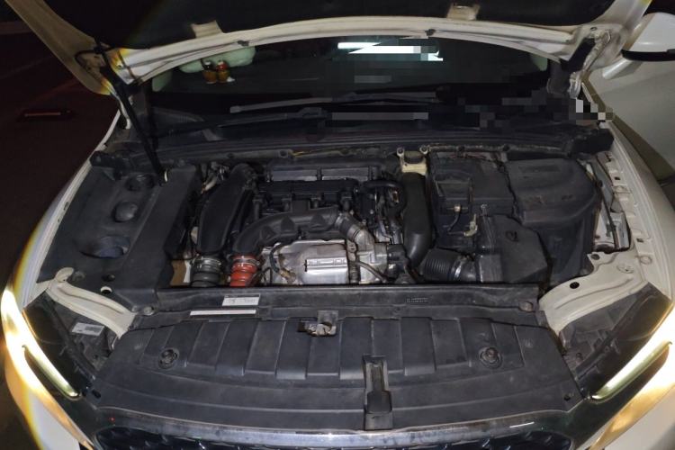 Used DS 5LS 2015 1.6T Elegant Edition THP160 Engine Bay