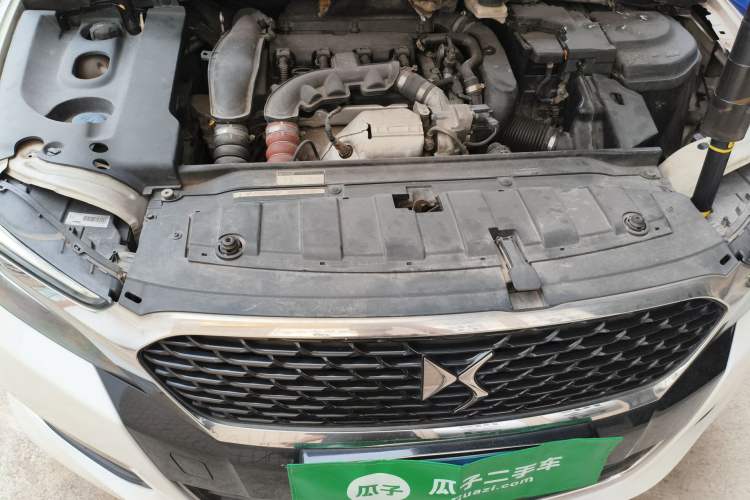 Used DS 5LS 2015 1.6T Elegant Edition THP160 Engine Bay