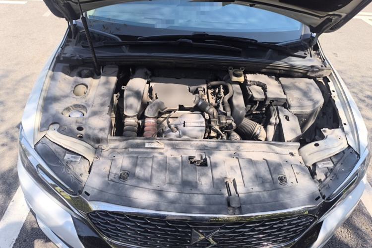 Used DS 5LS 2015 1.6T Elegant Edition THP160 Engine Bay