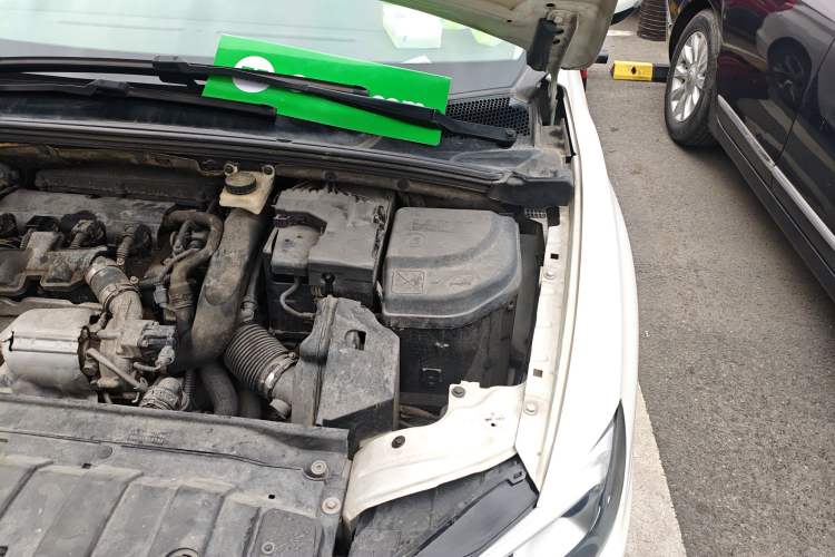 Used DS 5LS 2015 1.6T Elegant Edition THP160 Engine Bay Left