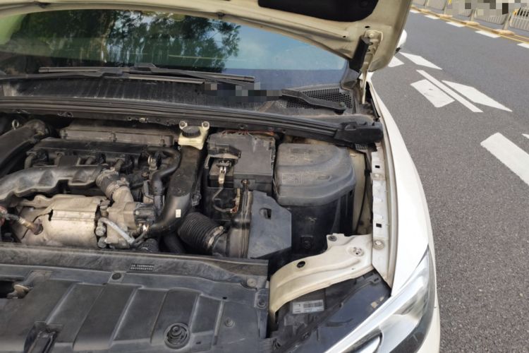 Used DS 5LS 2015 1.6T Elegant Edition THP160 Engine Bay Left