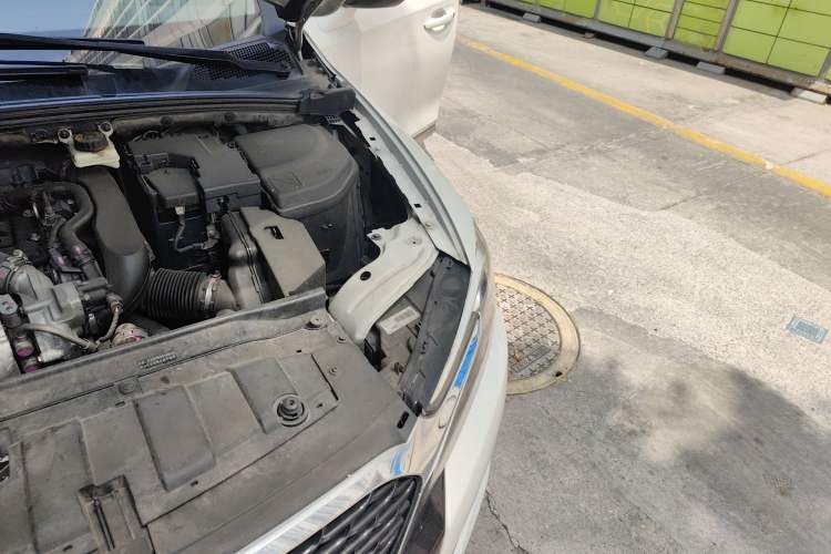 Used DS 5LS 2015 1.6T Elegant Edition THP160 Engine Bay Left