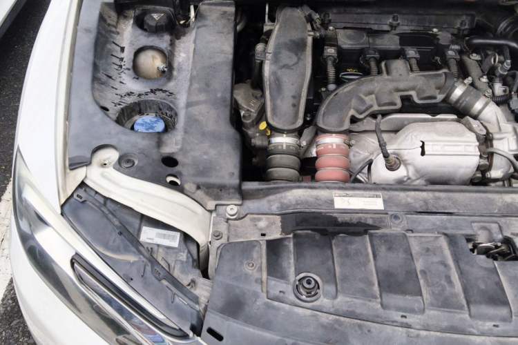 Used DS 5LS 2015 1.6T Comfort Edition THP160 Engine Bay Right