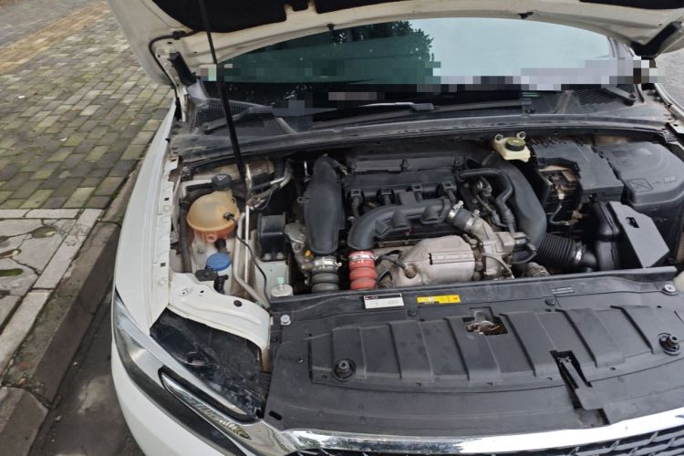 Used DS 5LS 2015 1.6T Comfort Edition THP160 Engine Bay Right