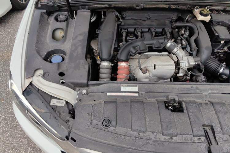 Used DS 5LS 2015 1.6T Elegant Edition THP160 Engine Bay Right