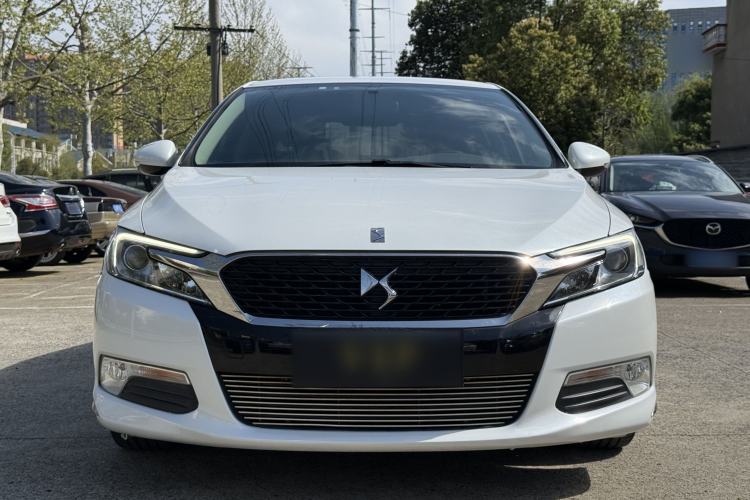 Used DS 5LS 2015 1.6T Style Edition THP160 Exterior 2