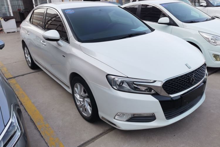 Used DS 5LS 2015 1.6T Comfort Edition THP160 Exterior 2