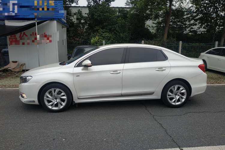 Used DS 5LS 2015 1.6T Comfort Edition THP160 Exterior 3