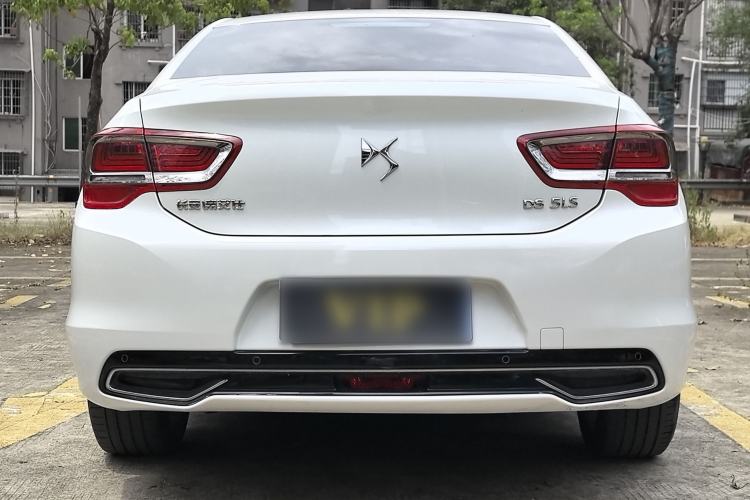 Used DS 5LS 2015 1.6T Style Edition THP160 Exterior 4