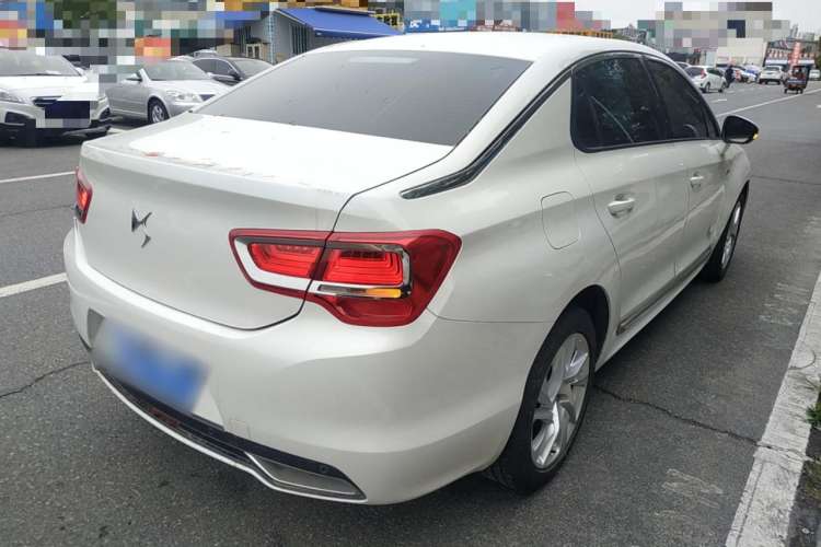 Used DS 5LS 2015 1.6T Comfort Edition THP160 Exterior 5