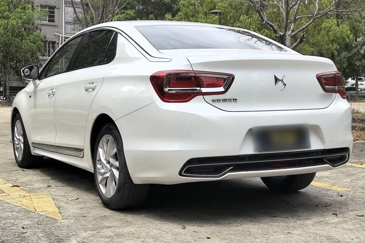 Used DS 5LS 2015 1.6T Style Edition THP160 Exterior 5