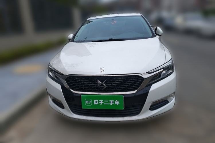 Used DS 5LS 2015 1.6T Comfort Edition THP160 Front