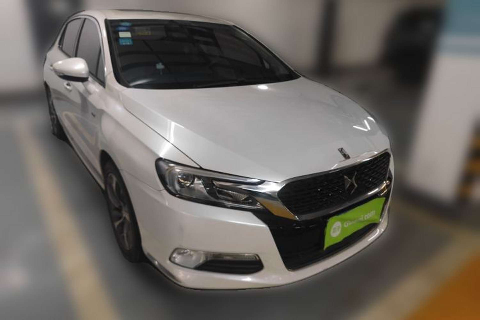 Used DS 5LS 2015 1.6T Elegant Edition THP160 Front Right 45 Deg