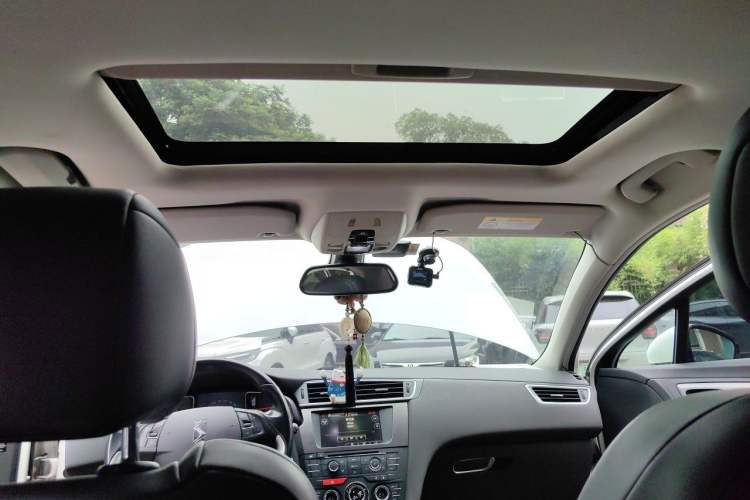 Used DS 5LS 2015 1.6T Elegant Edition THP160 Headliner