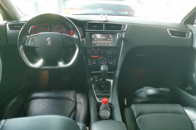 Used DS 5LS 2015 1.6T Elegant Edition THP160 Interior 2