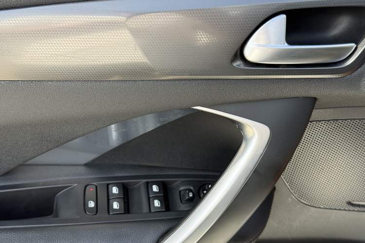 Used DS 5LS 2015 1.6T Style Edition THP160 Interior 5