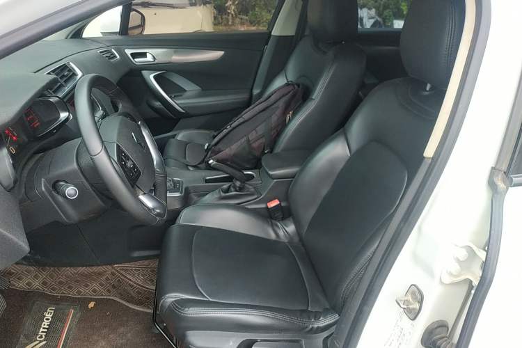 Used DS 5LS 2015 1.6T Comfort Edition THP160 Left Front Seat