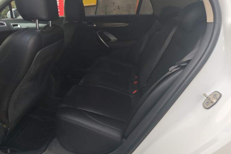Used DS 5LS 2015 1.6T Style Edition THP160 Left Rear Seat
