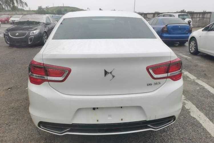 Used DS 5LS 2015 1.6T Style Edition THP160 Rear