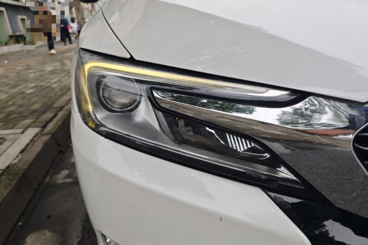 Used DS 5LS 2015 1.6T Comfort Edition THP160 Right Front Headlight