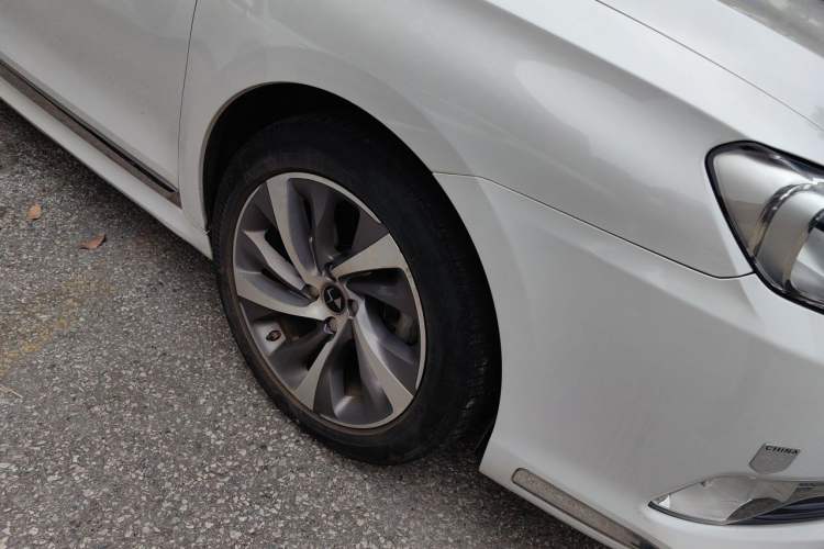Used DS 5LS 2015 1.6T Elegant Edition THP160 Right Front Wheel Hub