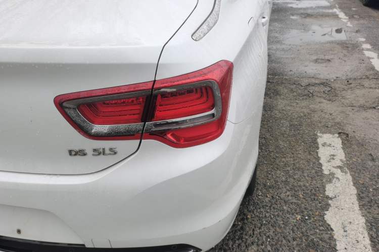 Used DS 5LS 2015 1.6T Style Edition THP160 Right Rear Taillight