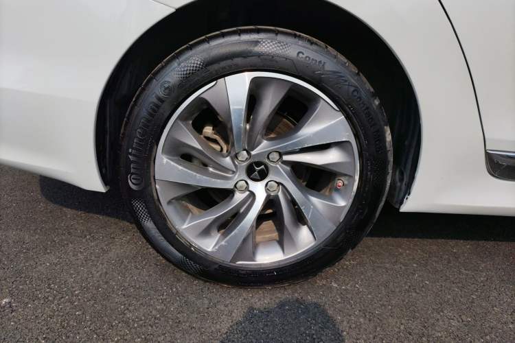 Used DS 5LS 2015 1.6T Elegant Edition THP160 Right Rear Wheel Hub