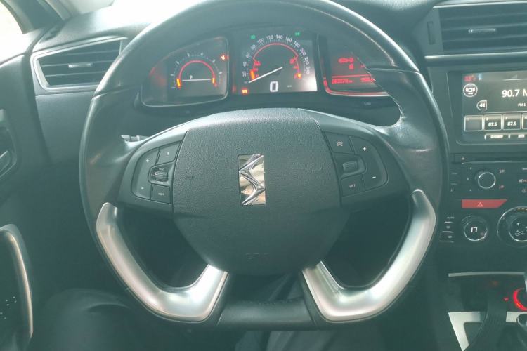 Used DS 5LS 2015 1.6T Elegant Edition THP160 Steering Wheel