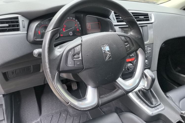 Used DS 5LS 2015 1.6T Style Edition THP160 Steering Wheel