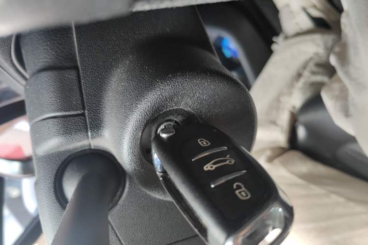 Used DS 5LS 2015 1.6T Elegant Edition THP160 Vehicle Key