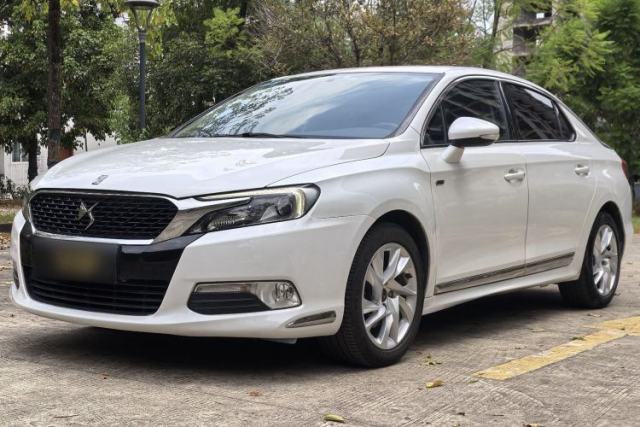DS 5LS 2015 1.6T Style Edition THP160 usado