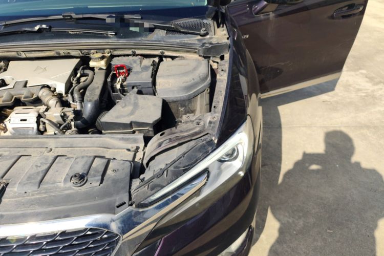 Used DS 5LS 2016 1.6T Comfort Edition THP160 Engine Bay Left