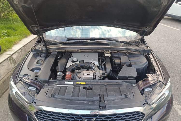 Used DS 5LS 2016 1.6T Elegant Edition THP160 Engine Bay