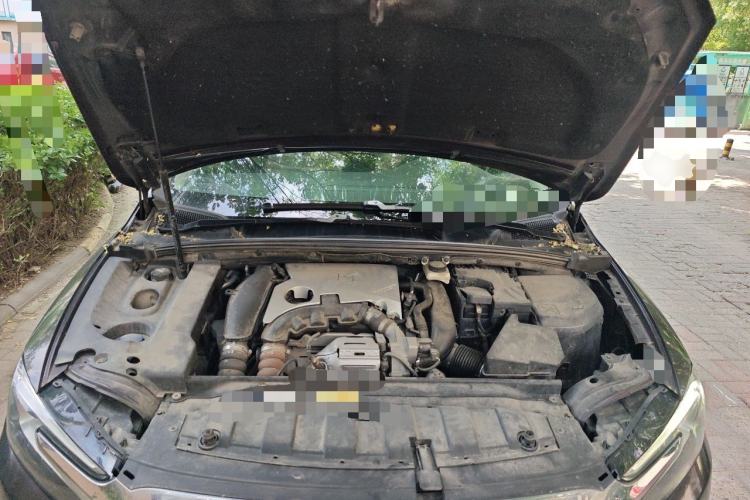 Used DS 5LS 2016 1.6T Style Edition THP160 Engine Bay
