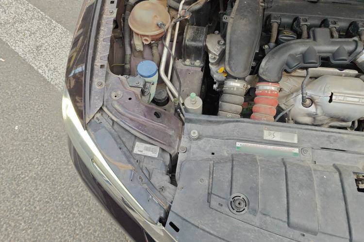 Used DS 5LS 2016 1.6T Comfort Edition THP160 Engine Bay Right