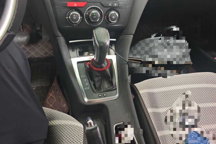 Used DS 5LS 2016 1.6T Style Edition THP160 Gear Lever