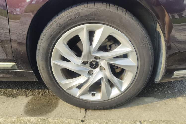 Used DS 5LS 2016 1.6T Style Edition THP160 Right Front Wheel Hub